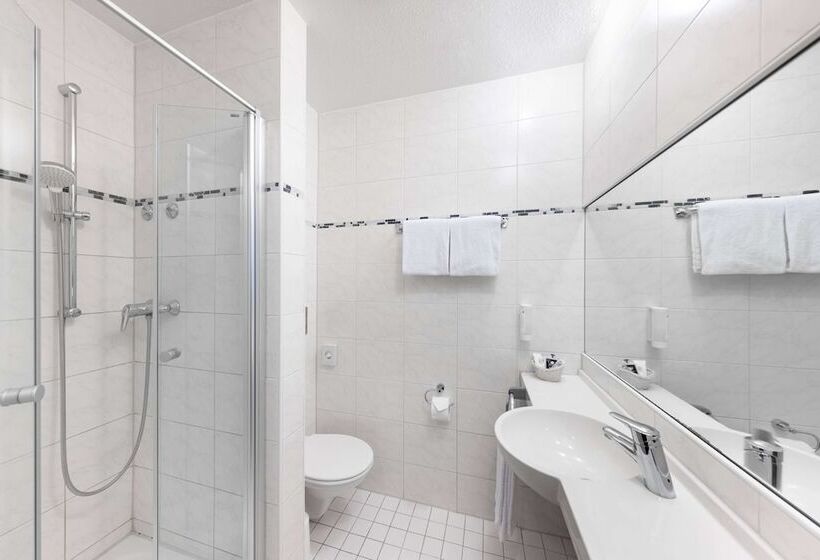 هتل Aspire Elements Reutlingen, Trademark Collection By Wyndham