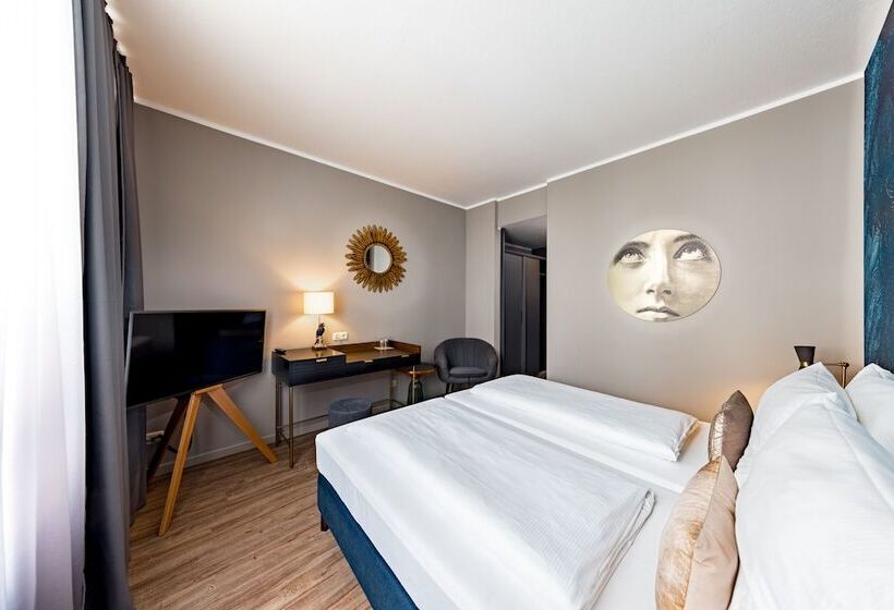هتل Aspire Elements Reutlingen, Trademark Collection By Wyndham