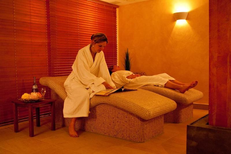 בית מלון כפרי Azenberg