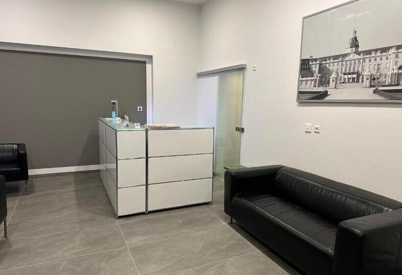 هتل Barbarossa Karlsruhe Stadtmitte