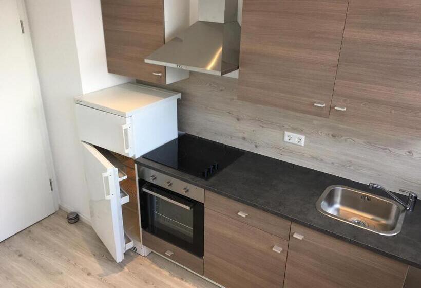 هتل Barbarossa Karlsruhe Stadtmitte