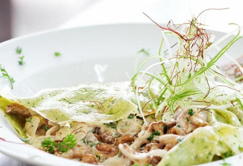 ホテル Bergschloßchen