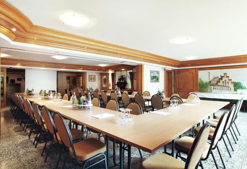 ホテル Bergschloßchen