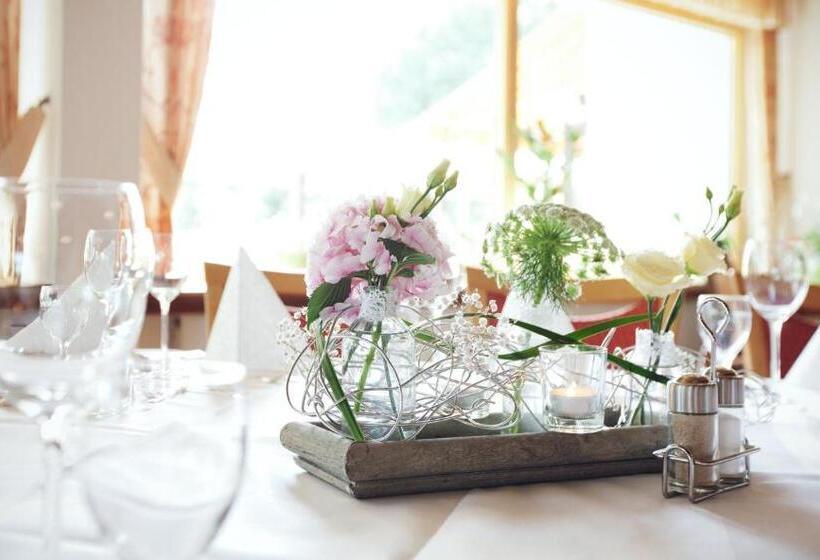 ホテル Bergschloßchen