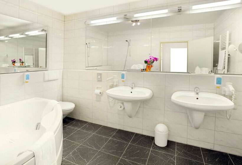 Отель Best Western  Frankfurt Airport Neuisenburg