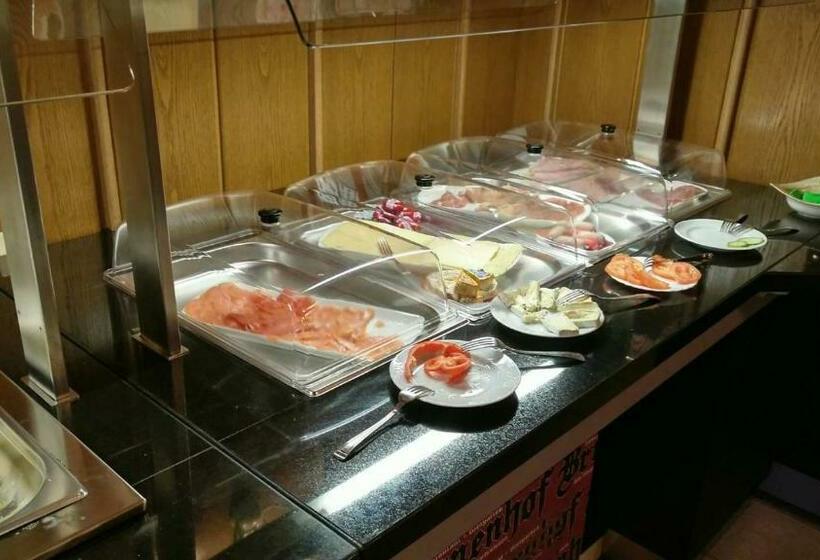 Отель Brunnenhof