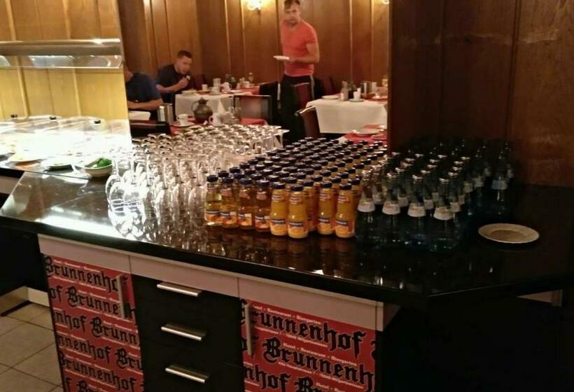 Отель Brunnenhof