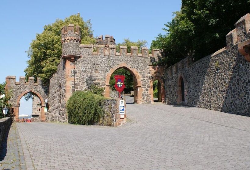 Burghotel Staufenberg