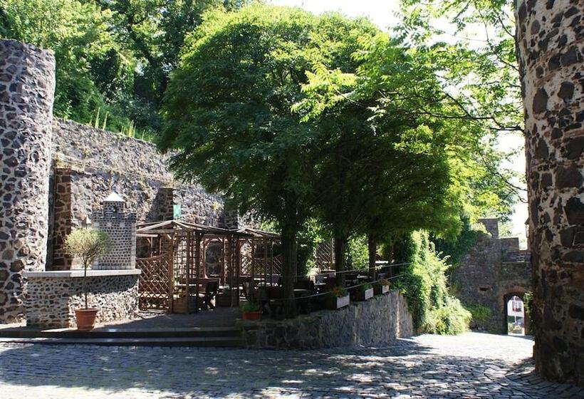 Burghotel Staufenberg