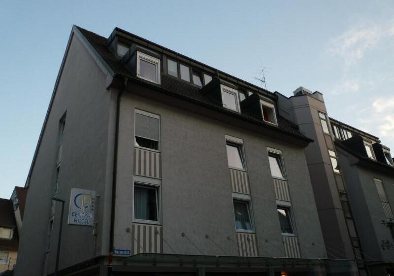 בית מלון כפרי Central