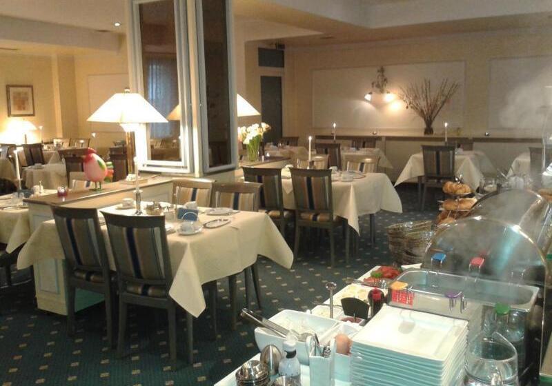 בית מלון כפרי Central