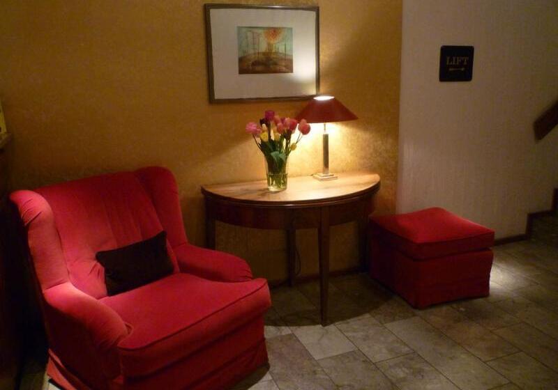 בית מלון כפרי Central