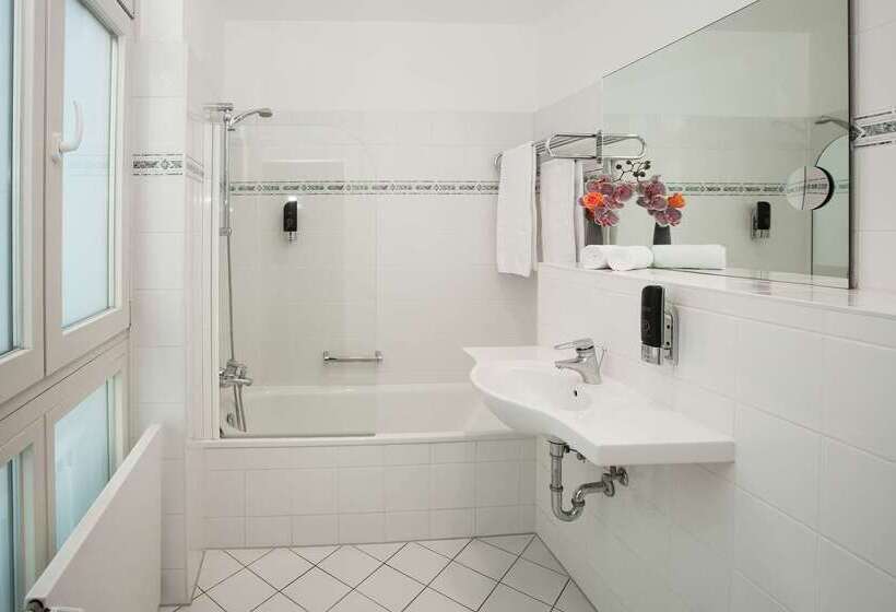 Centro Hotel National Frankfurt, Trademark Collection By Wyndham