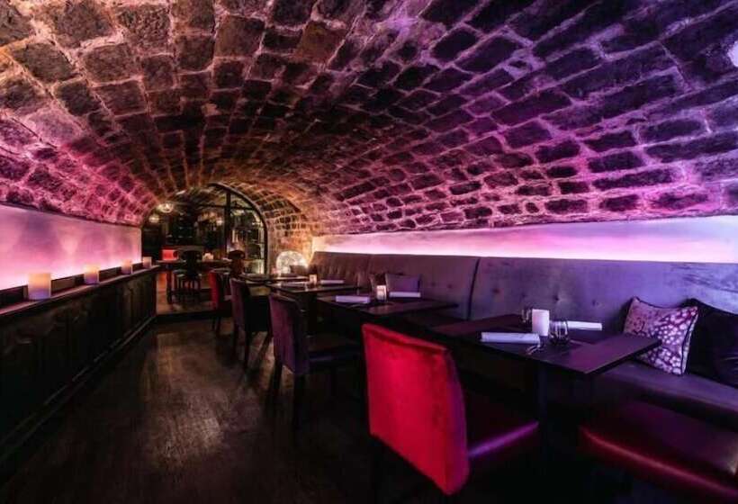 ホテル Deidesheimer Hof