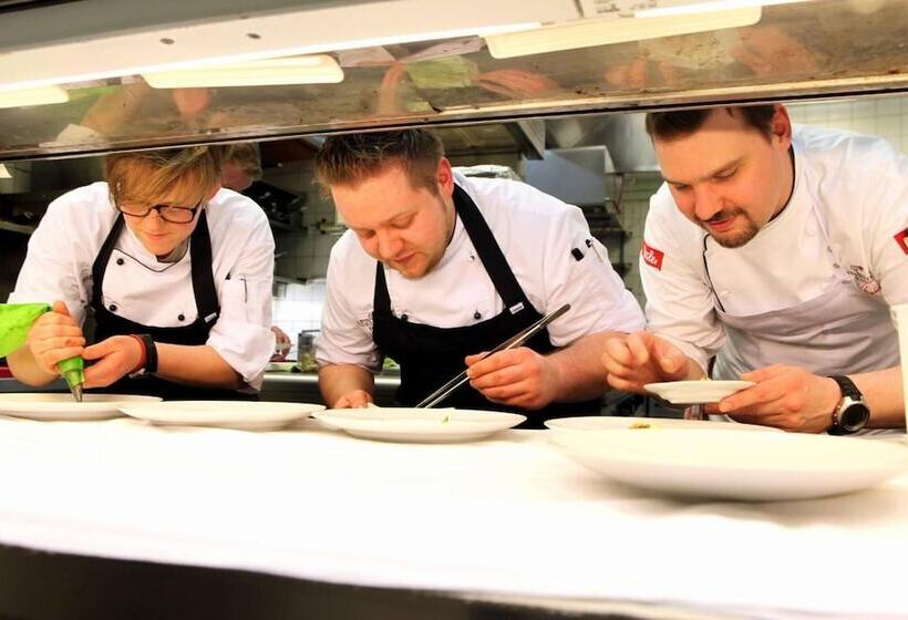 ホテル Deidesheimer Hof