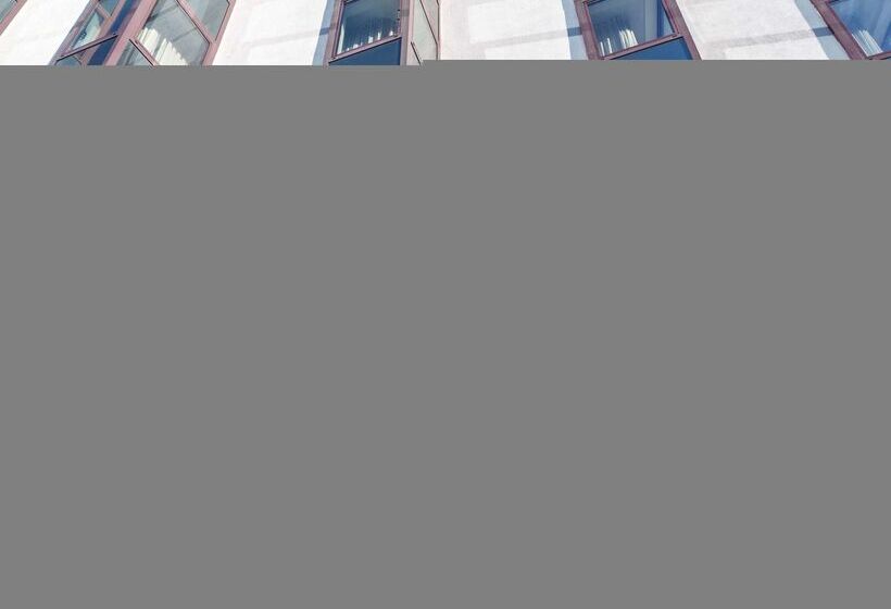 فندق Essential By Dorint Frankfurt Niederrad