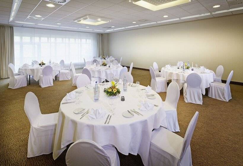 فندق Essential By Dorint Frankfurt Niederrad