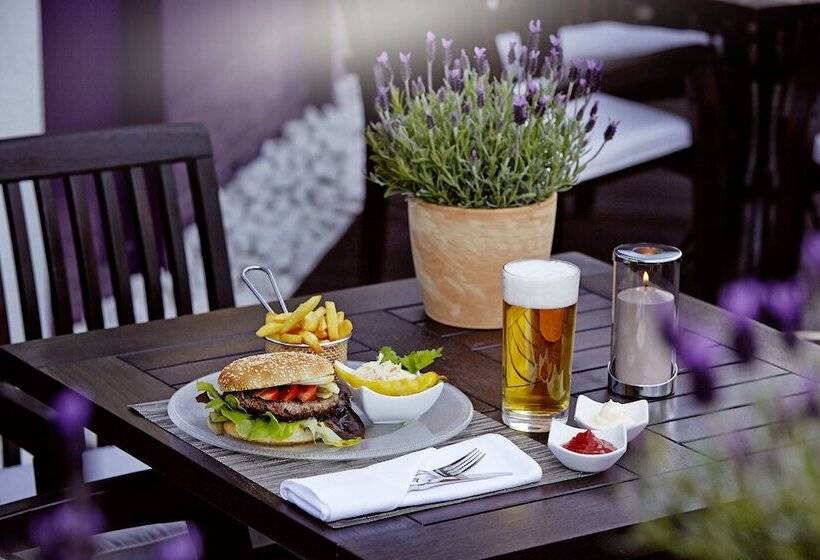 فندق Essential By Dorint Frankfurt Niederrad