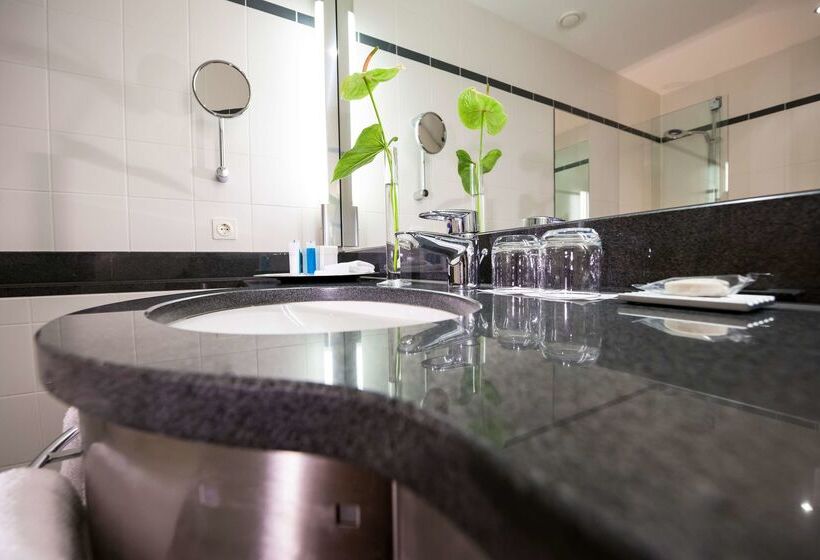 فندق Dorint Pallas Wiesbaden