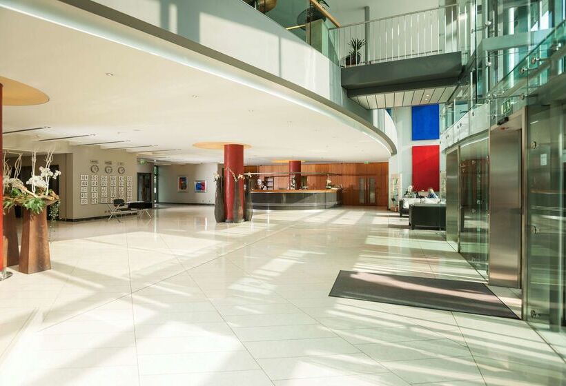 فندق Dorint Pallas Wiesbaden