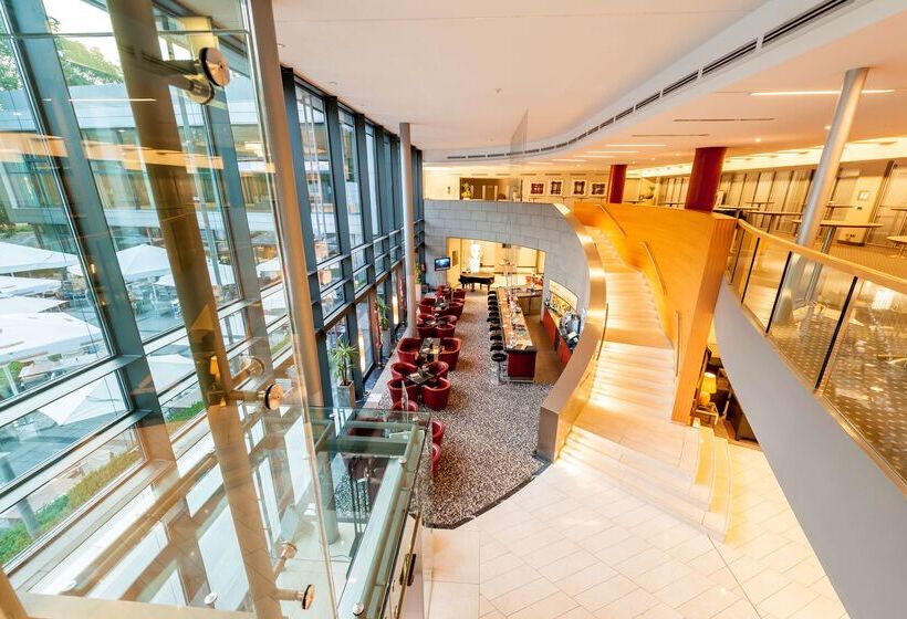 فندق Dorint Pallas Wiesbaden