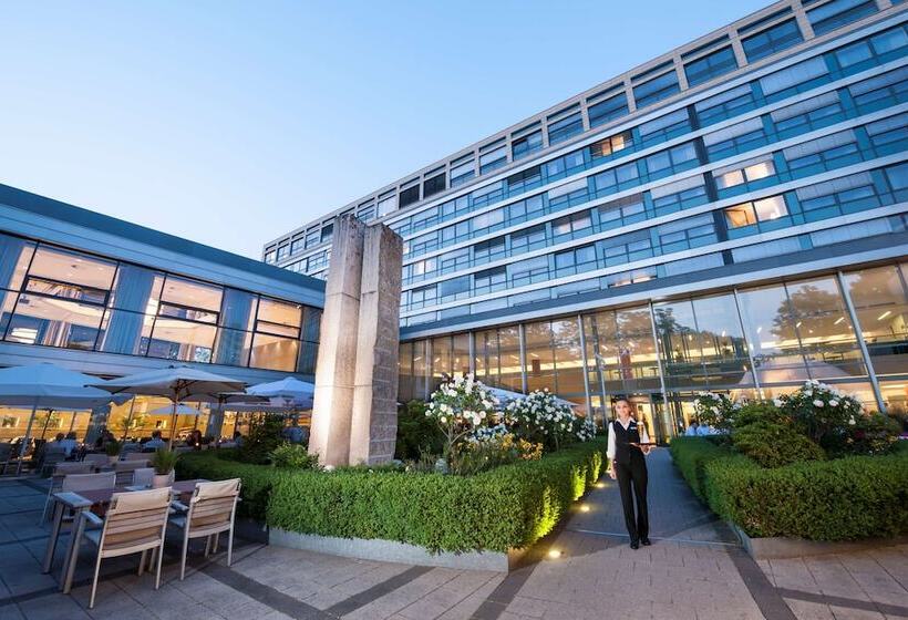 فندق Dorint Pallas Wiesbaden