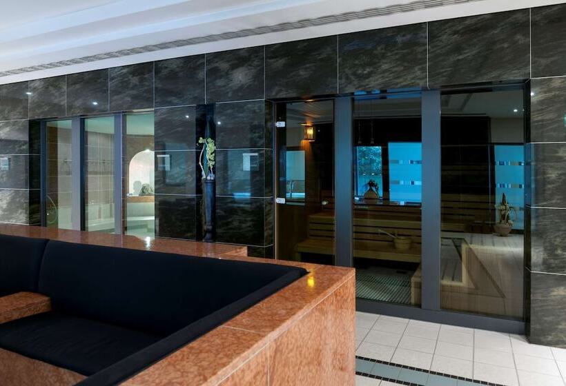 فندق Dorint Pallas Wiesbaden