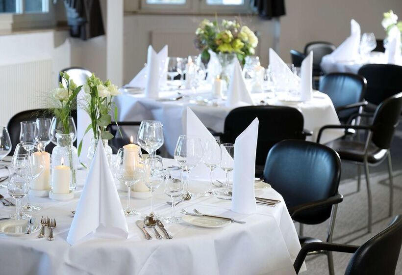 בית מלון כפרי Dorint Resort Winterberg