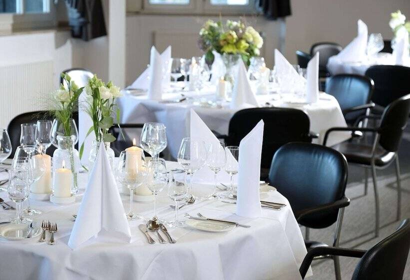 בית מלון כפרי Dorint Resort Winterberg