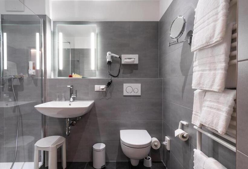 בית מלון כפרי Elysee