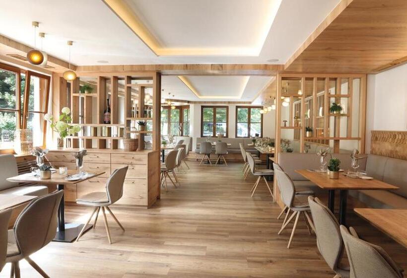 Отель Gruner Wald