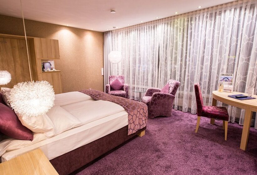 Top Hotel Hammer   Mainz Hauptbahnhof