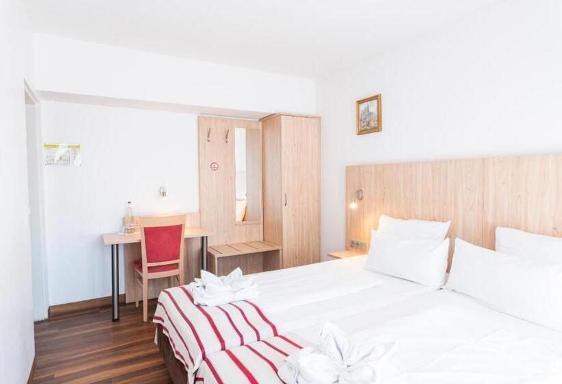 Отель Hansa Stuttgart City