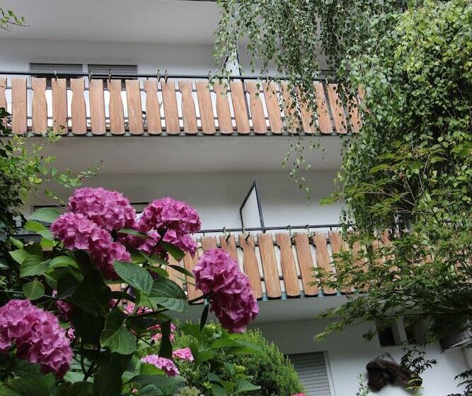 Отель Hardtwald