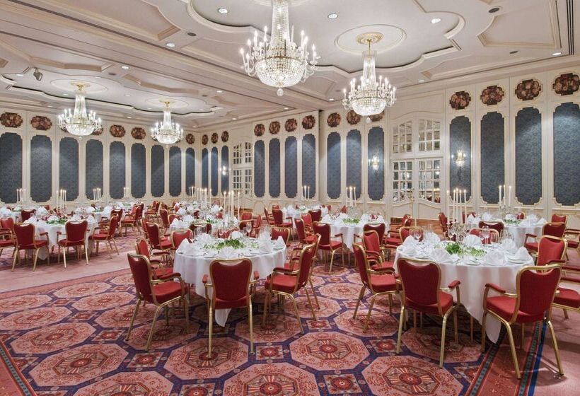 בית מלון כפרי Hilton Mainz