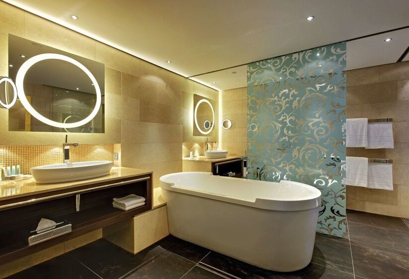 בית מלון כפרי Hilton Mainz