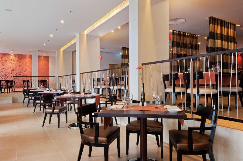 בית מלון כפרי Hilton Mainz