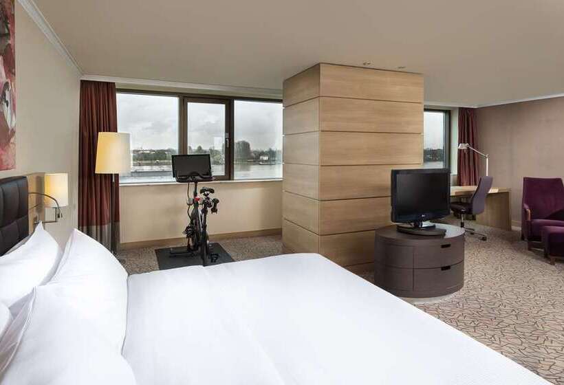 בית מלון כפרי Hilton Mainz