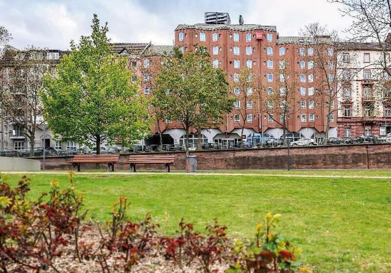 ホテル Ibis Frankfurt Centrum