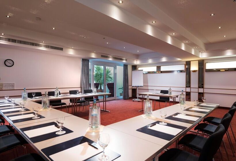 Отель Ibis Styles Offenburg City