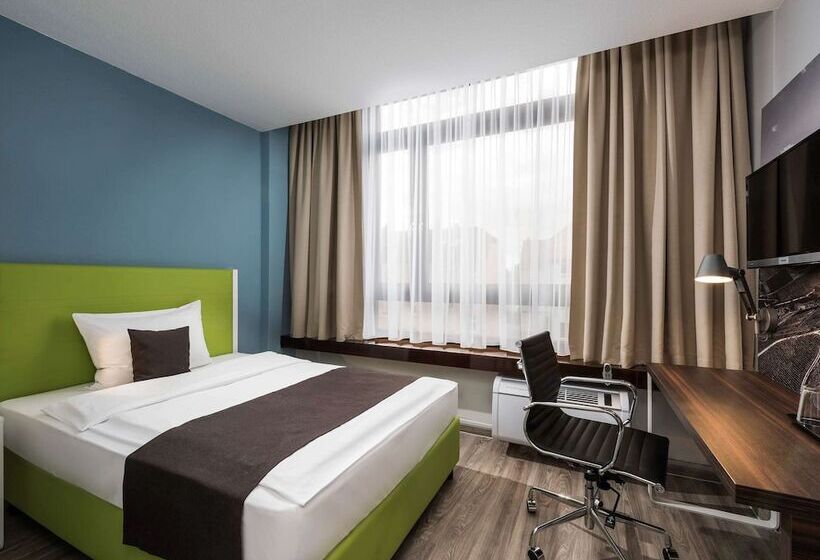 Отель Ibis Styles Offenburg City