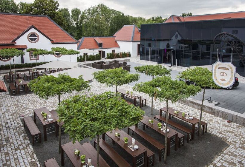 Отель Hilton Frankfurt Gravenbruch