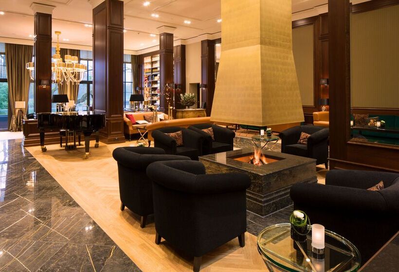 Отель Hilton Frankfurt Gravenbruch