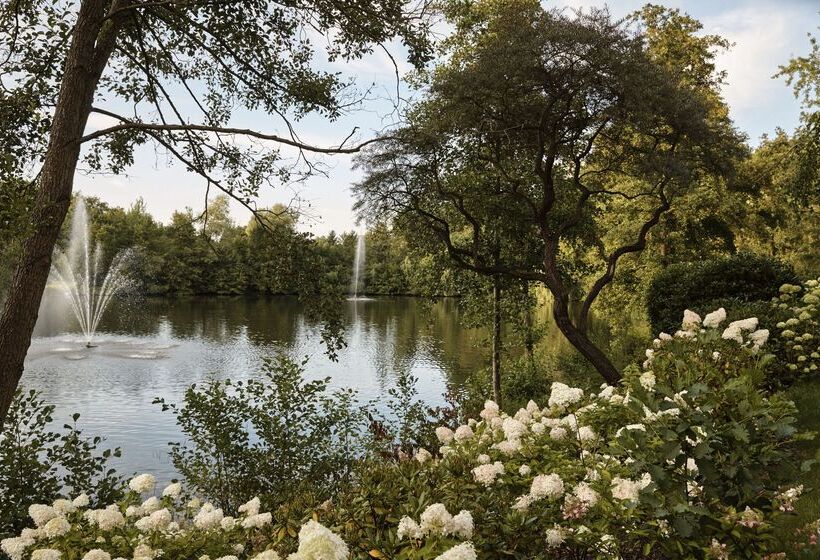 Отель Hilton Frankfurt Gravenbruch