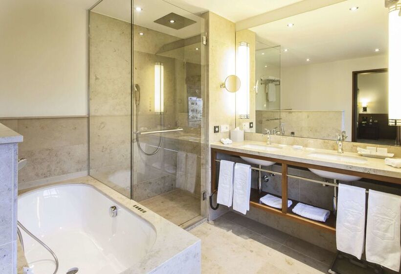 Отель Hilton Frankfurt Gravenbruch