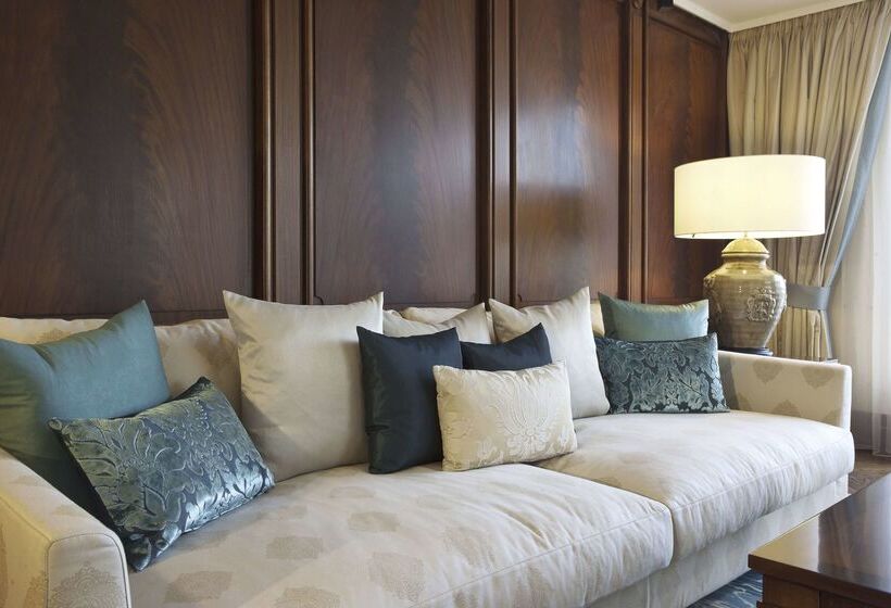 Отель Hilton Frankfurt Gravenbruch