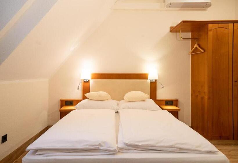 Landhotel Kauzenberg