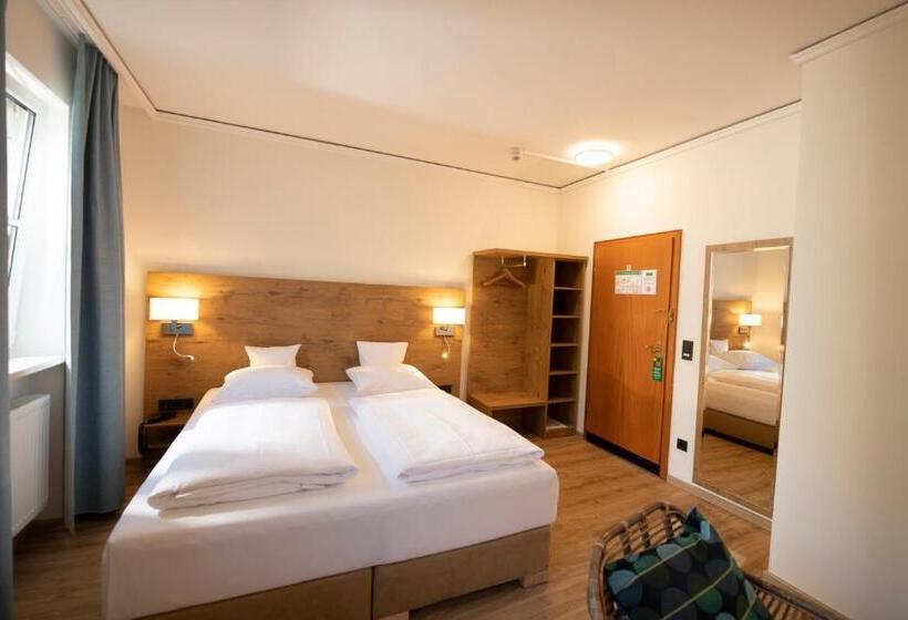 Landhotel Kauzenberg