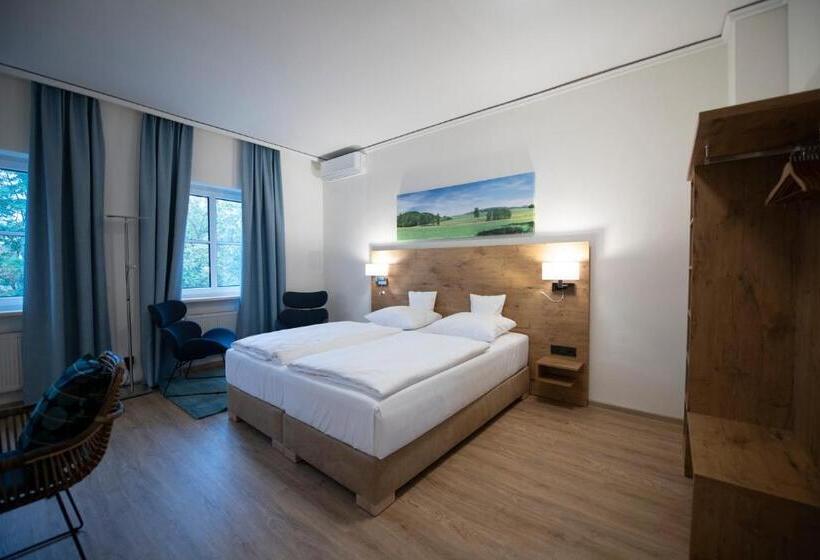 Landhotel Kauzenberg