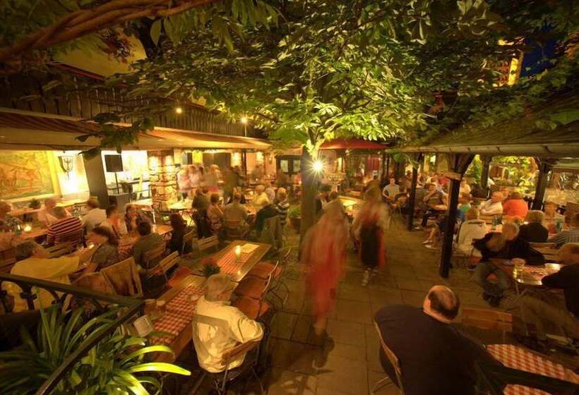 בית מלון כפרי Lindenwirt